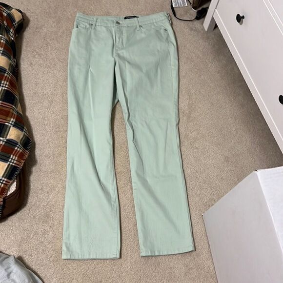 Women’s Bandolino Mint Green Pants 12 - Picture 1 of 4